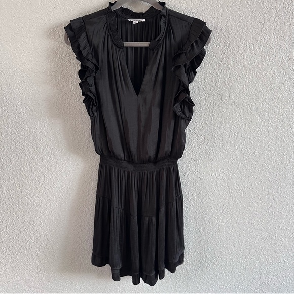 Steve Madden Dresses & Skirts - Steve Madden Black Ruffle Sleeve Pleated Mini Dress | Smocked Waist | Size M